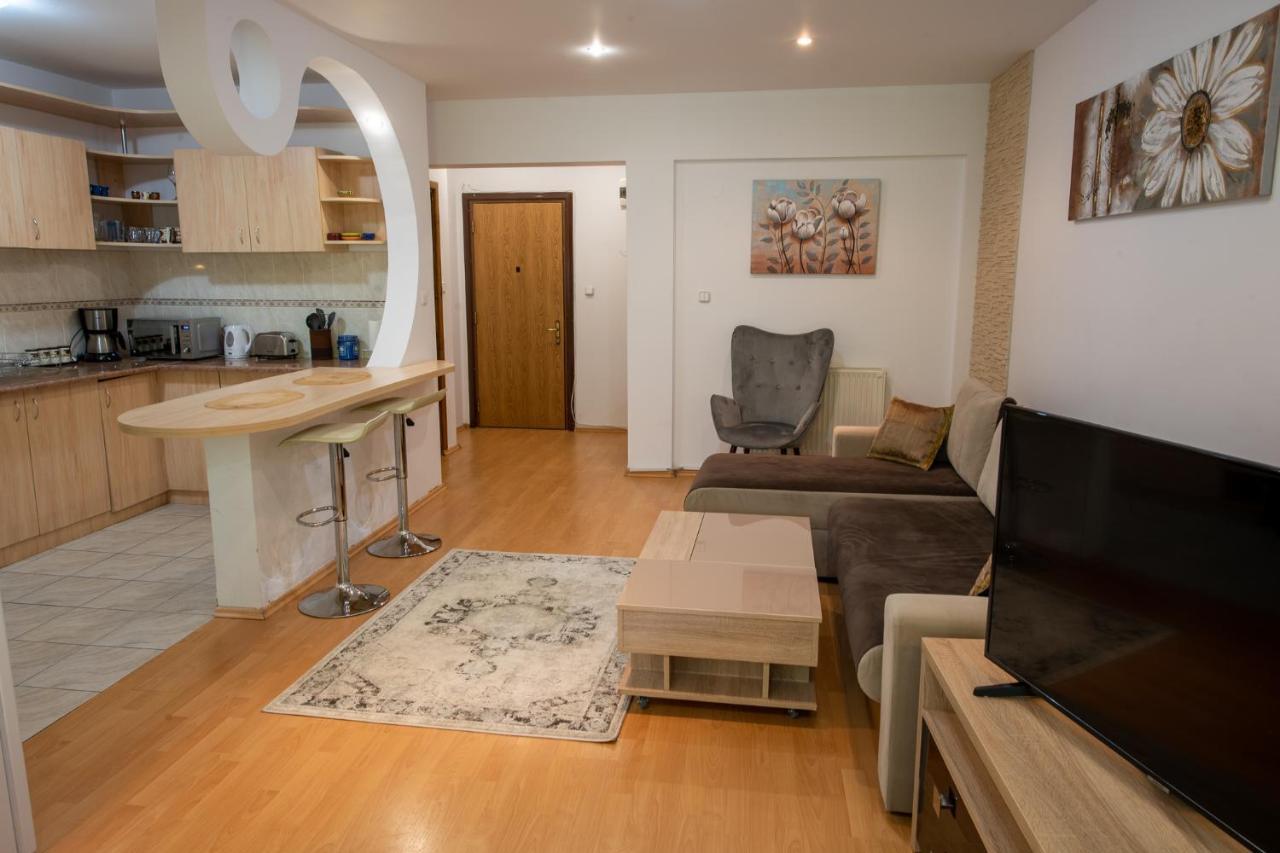Monik Apartament Синая Экстерьер фото